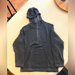 Vineyard Vines 1/2 zip Hoodie